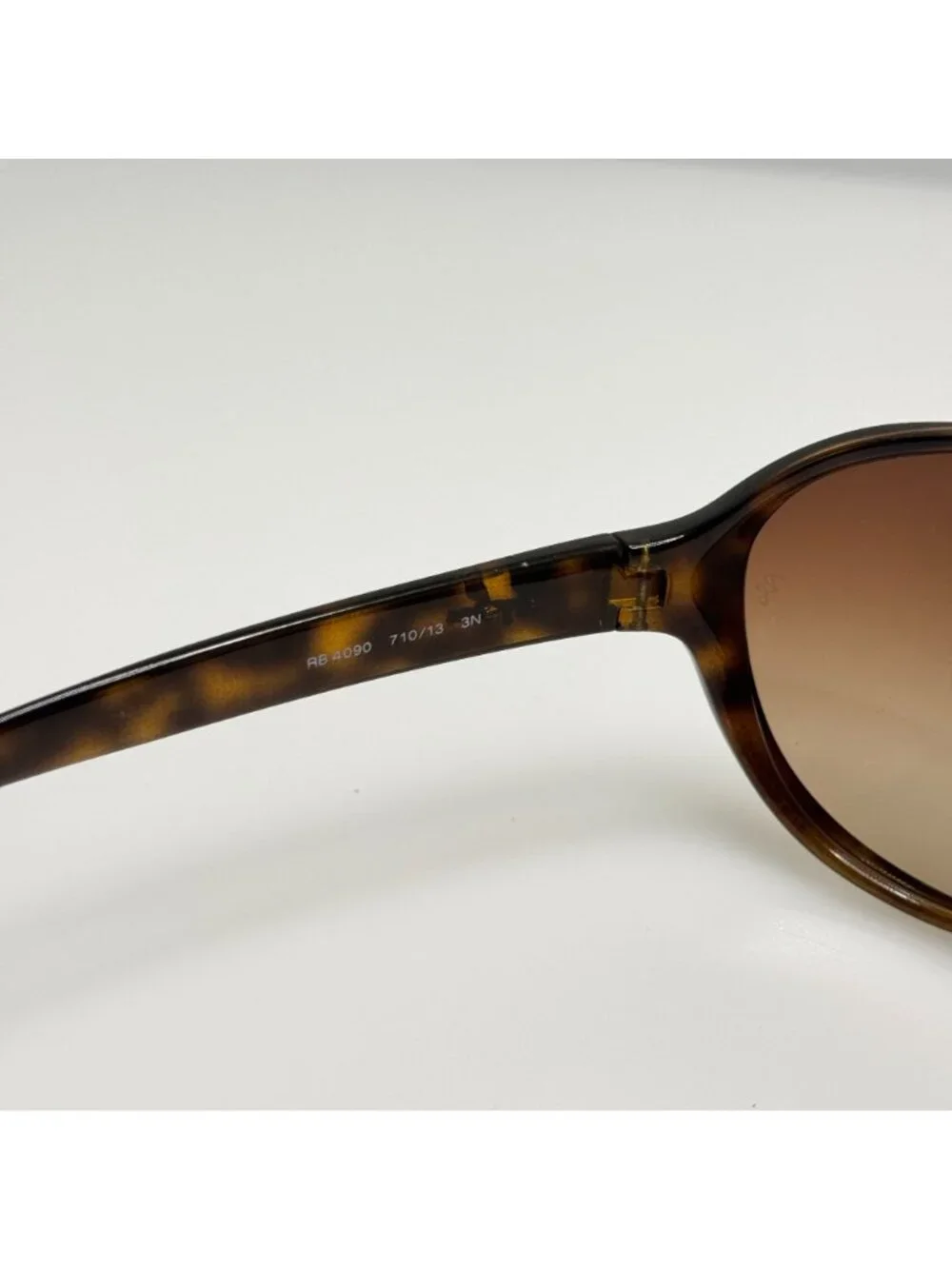 Ray Ban Sunglasses RB 4090 710/13